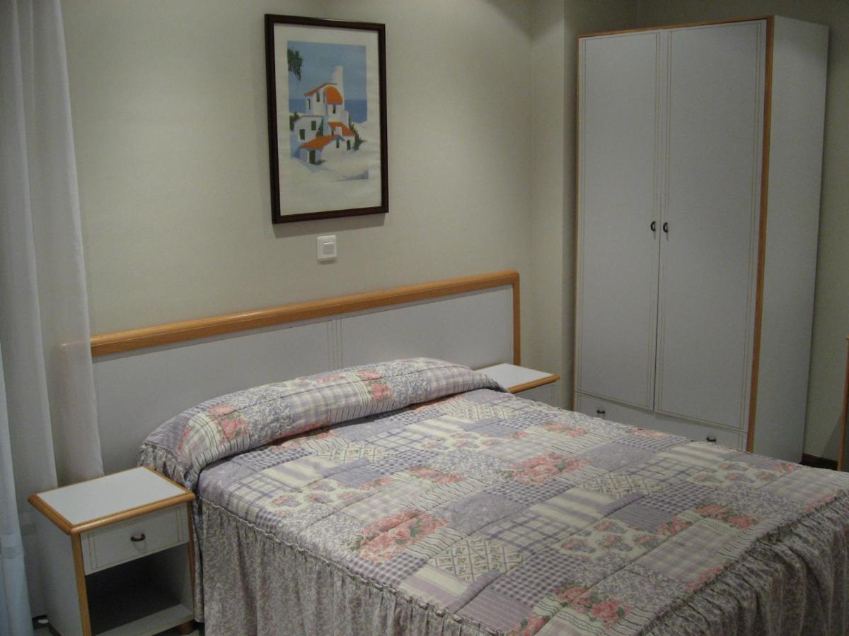 Apartamentos Elena لاريدو المظهر الخارجي الصورة