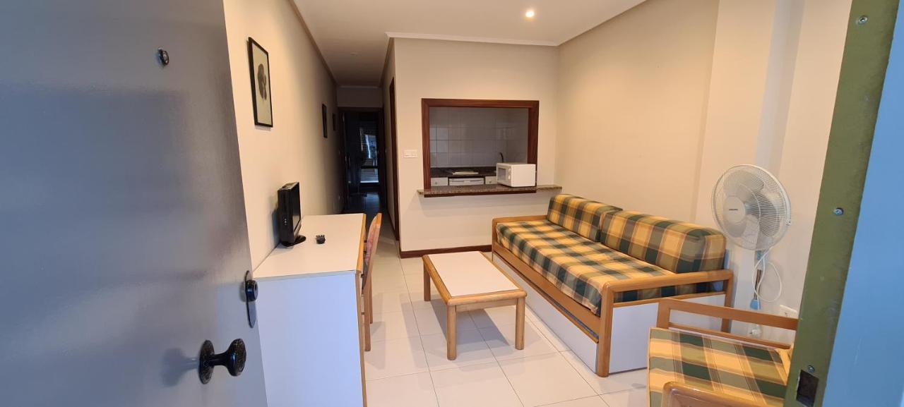 Apartamentos Elena لاريدو المظهر الخارجي الصورة