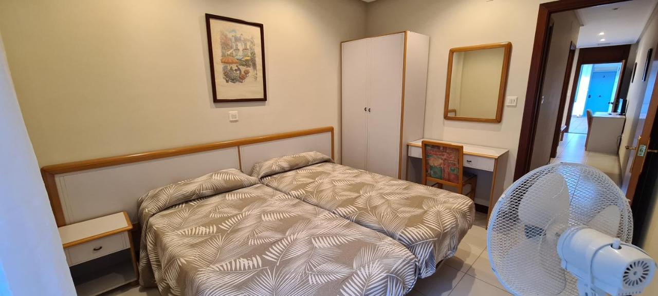 Apartamentos Elena لاريدو المظهر الخارجي الصورة