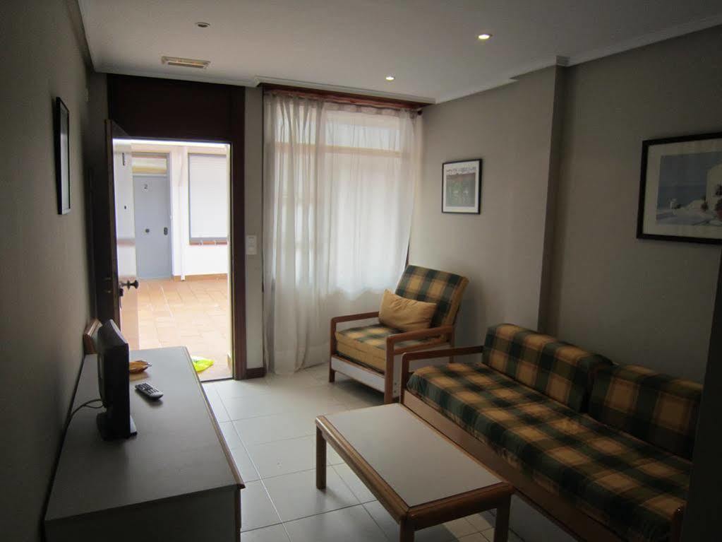 Apartamentos Elena لاريدو المظهر الخارجي الصورة